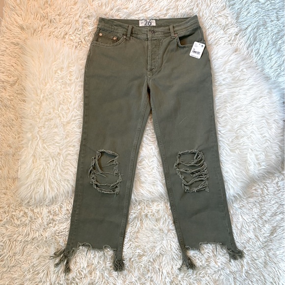 Free People NWT Maggie Mid-Rise Straight-Leg Jeans, size 26 - Picture 2 of 8